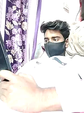 Snapshot of piyush_7inch chatting on 12/13/24, 06:00 piyush 7inch online show from 12/13/24, 06:00