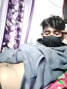 Snapshot of piyush_7inch chatting on 12/29/24, 04:51 piyush 7inch online show from 12/29/24, 04:51