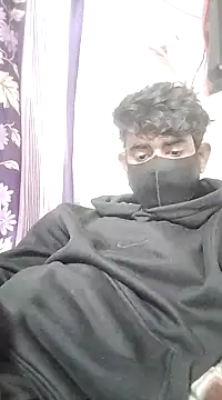 Snapshot of piyush_7inch chatting on 01/10/25, 07:46 piyush 7inch online show from 01/10/25, 07:46