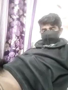 Snapshot of piyush_7inch chatting on 01/20/25, 07:46 piyush 7inch online show from 01/20/25, 07:46