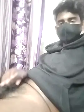 Snapshot of piyush_7inch chatting on 02/01/25, 10:37 piyush 7inch online show from 02/01/25, 10:37