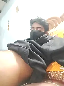 Snapshot of piyush_7inch chatting on 02/20/25, 05:18 piyush 7inch online show from 02/20/25, 05:18