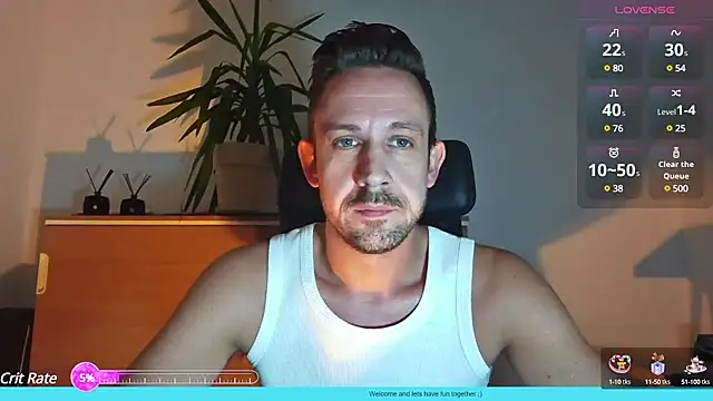 Snapshot of Alex_cut chatting on 12/22/24, 02:06 Alex cut online show from 12/22/24, 02:06