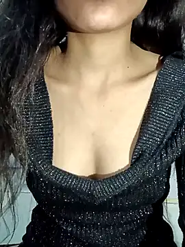 Snapshot of hotmayra12 chatting on 02/03/25, 08:57 hotmayra12 online show from 02/03/25, 08:57