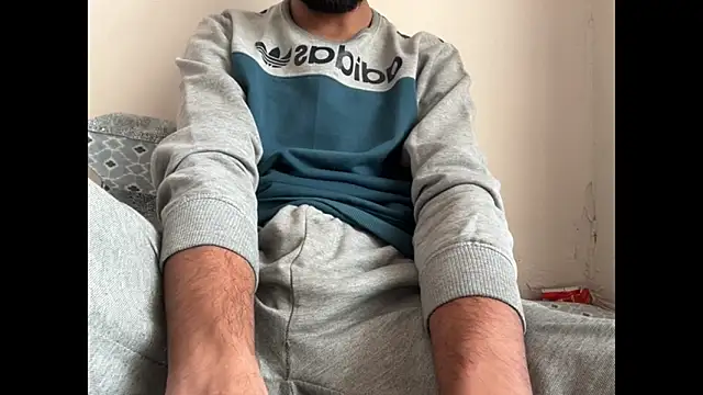 Snapshot of meatycronn chatting on 11/28/25, 08:06 meatycronn online show from 11/28/25, 08:06