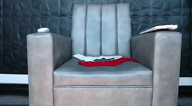 Snapshot of Hanna_Fox_69 chatting on 12/11/24, 05:53 Hanna Fox 69 online show from 12/11/24, 05:53