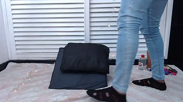 Snapshot of Hanna_Fox_69 chatting on 12/19/24, 06:34 Hanna Fox 69 online show from 12/19/24, 06:34