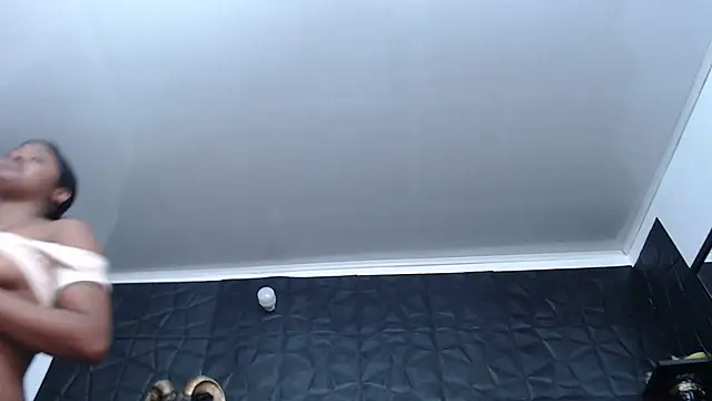 Snapshot of Hanna_Fox_69 chatting on 02/26/25, 04:14 Hanna Fox 69 online show from 02/26/25, 04:14