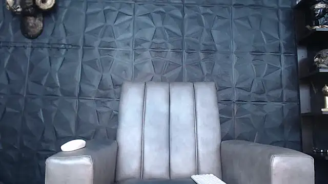 Snapshot of Hanna_Fox_69 chatting on 03/22/25, 09:34 Hanna Fox 69 online show from 03/22/25, 09:34