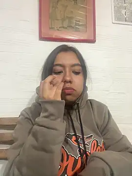 Lea velle online show from 02/10/25, 02:41