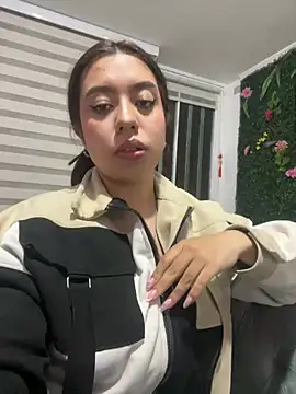 Lea velle online show from 02/22/25, 01:55