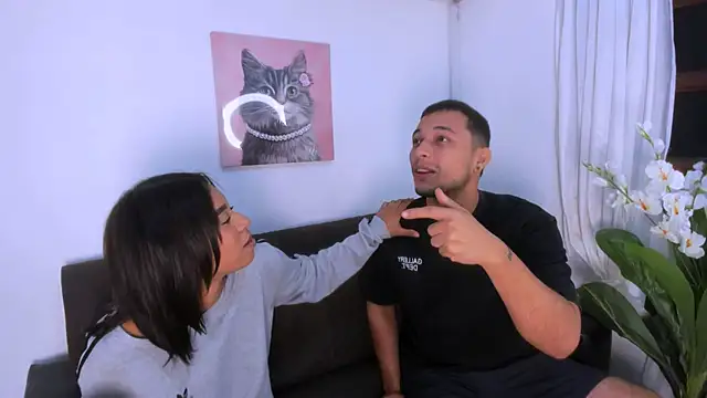 Fernanda brown18 online show from 11/08/25, 08:18