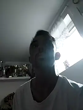 Snapshot of Deniell-01 chatting on 09/20/25, 03:46 Deniell-01 online show from 09/20/25, 03:46