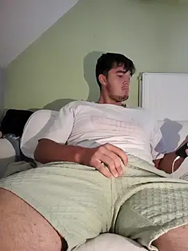 Snapshot of Tim67_12 chatting on 09/12/25, 06:13 Tim67 12 online show from 09/12/25, 06:13