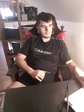 Snapshot of Tim67_12 chatting on 01/12/26, 02:00 Tim67 12 online show from 01/12/26, 02:00