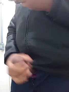 Snapshot of Jornaodaputaria chatting on 04/29/26, 07:01 Jornaodaputaria online show from 04/29/26, 07:01