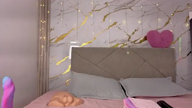 agatha 97  online show from 02/19/26, 03:35