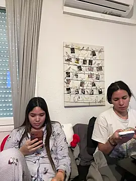 daniniescobarr online show from 04/02/26, 12:58