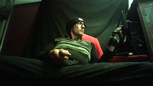 Snapshot of Pumpndeep chatting on 11/09/25, 10:13 Pumpndeep online show from 11/09/25, 10:13