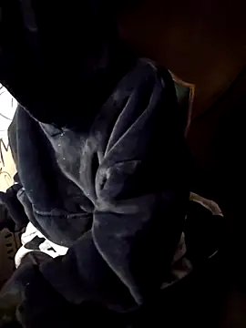 Snapshot of Pumpndeep chatting on 11/26/25, 10:05 Pumpndeep online show from 11/26/25, 10:05