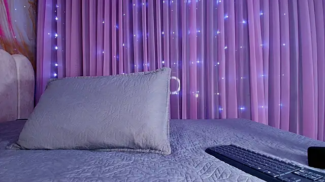 mia stanfort online show from 02/21/26, 07:15