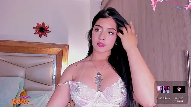 Snapshot of kimberly_latin chatting on 10/18/25, 07:14 kimberly latin online show from 10/18/25, 07:14