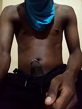 Snapshot of Nicho172 chatting on 09/24/25, 05:27 Nicho172 online show from 09/24/25, 05:27