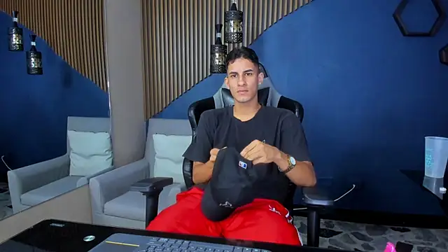 JakeMoxley online show from 01/21/25, 01:18