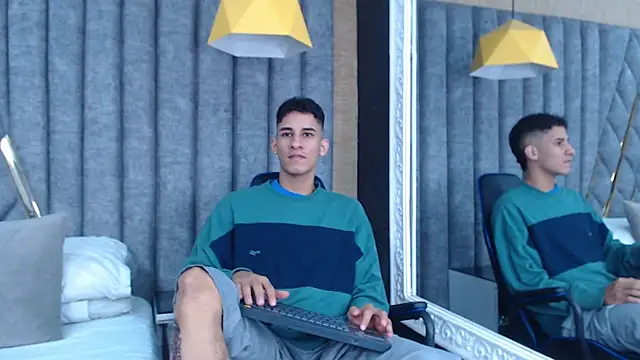 JakeMoxley online show from 02/11/25, 02:24