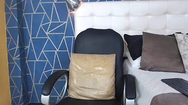 JakeMoxley online show from 02/12/25, 03:38