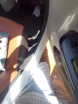 Snapshot of sudhastriper chatting on 02/27/26, 06:35 sudhastriper online show from 02/27/26, 06:35