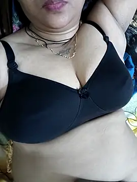 Snapshot of Neha8923 chatting on 09/25/25, 03:16 Neha8923 online show from 09/25/25, 03:16