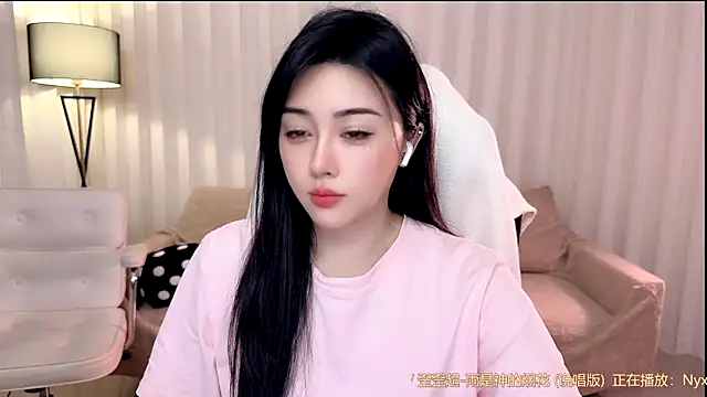 Snapshot of K-moumou chatting on 04/09/26, 03:50 K-moumou online show from 04/09/26, 03:50