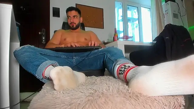 Snapshot of welcometo_hell chatting on 12/20/25, 06:53 welcometo hell online show from 12/20/25, 06:53