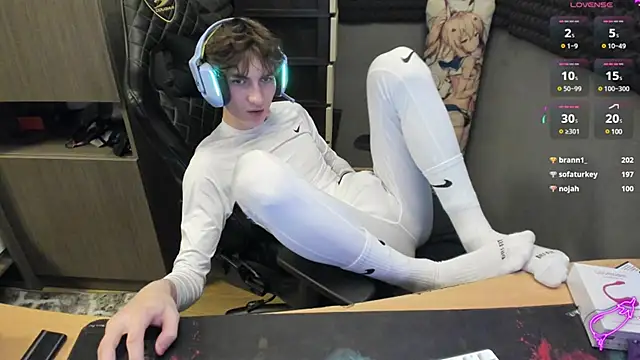 Snapshot of bambelbye chatting on 12/09/24, 09:58 bambelbye online show from 12/09/24, 09:58