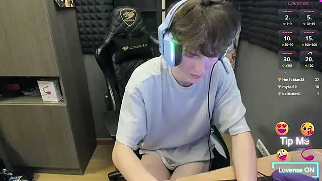 Snapshot of bambelbye chatting on 12/10/24, 11:30 bambelbye online show from 12/10/24, 11:30