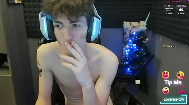 Snapshot of bambelbye chatting on 12/28/24, 07:01 bambelbye online show from 12/28/24, 07:01