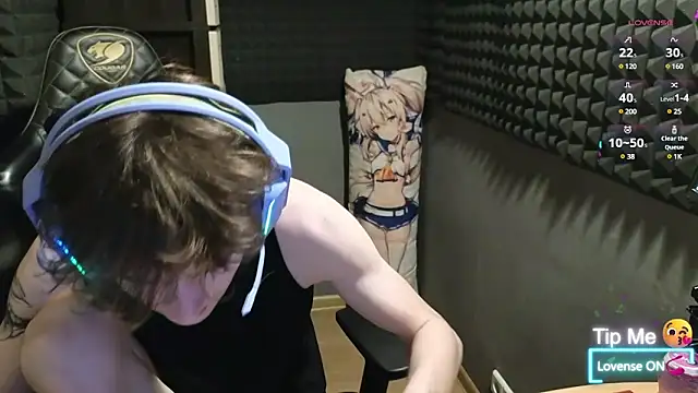 Snapshot of bambelbye chatting on 02/28/25, 07:56 bambelbye online show from 02/28/25, 07:56