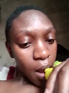 Snapshot of sexyfggal chatting on 12/16/25, 04:12 sexyfggal online show from 12/16/25, 04:12