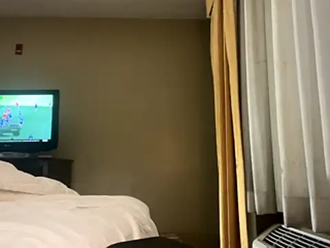 Backshort11 online show from 10/26/25, 05:46