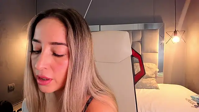 AliceSteel12 online show from 12/04/24, 12:36