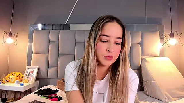 AliceSteel12 online show from 01/25/25, 03:30