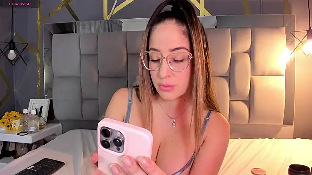 AliceSteel12 online show from 10/01/25, 11:11