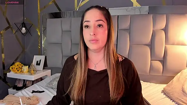 AliceSteel12 online show from 10/14/25, 11:27