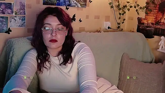 Snapshot of Alysta chatting on 07/24/26, 05:33 Alysta online show from 07/24/26, 05:33