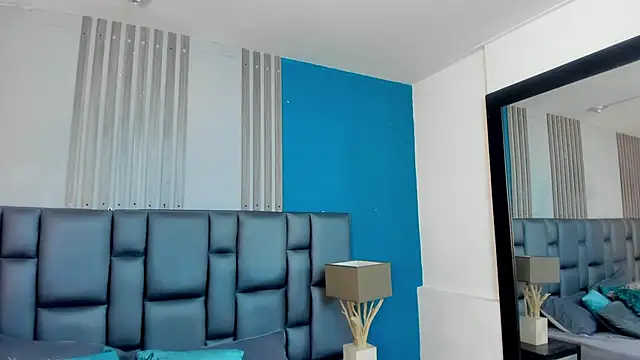 Snapshot of EmmaBecket2 chatting on 01/21/25, 03:15 EmmaBecket2 online show from 01/21/25, 03:15