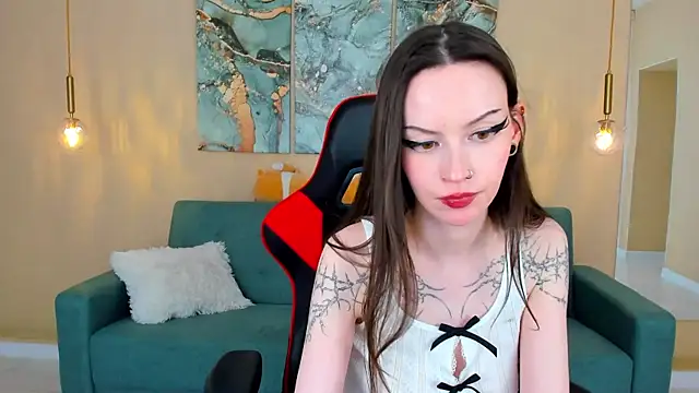 KittiMissi online show from 03/14/25, 05:13