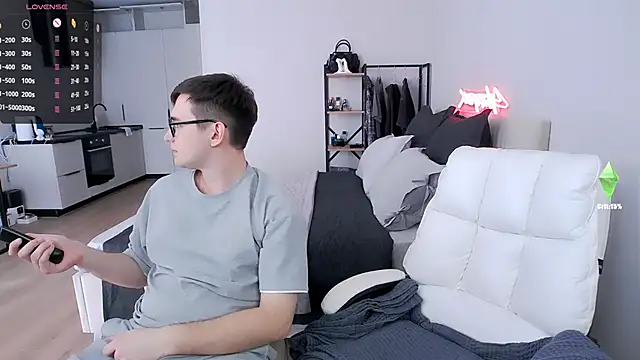 Snapshot of Tanya_M chatting on 04/08/26, 01:44 Tanya M online show from 04/08/26, 01:44