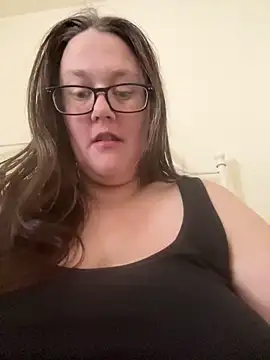 Snapshot of Foxy_Evie40XO chatting on 12/06/24, 01:22 Foxy Evie40XO online show from 12/06/24, 01:22