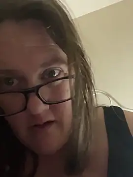 Snapshot of Foxy_Evie40XO chatting on 12/10/24, 10:17 Foxy Evie40XO online show from 12/10/24, 10:17